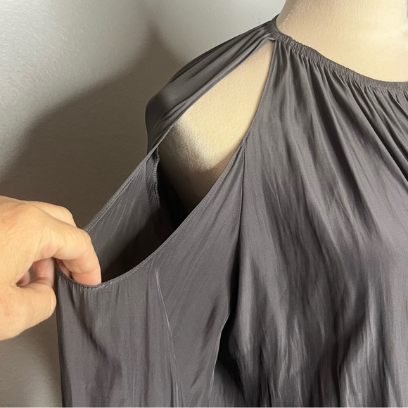 Ramy Brook Lauren Smocked Cold Shoulder Blouse Women Medium Gray Casual Career - Picture 4 of 10